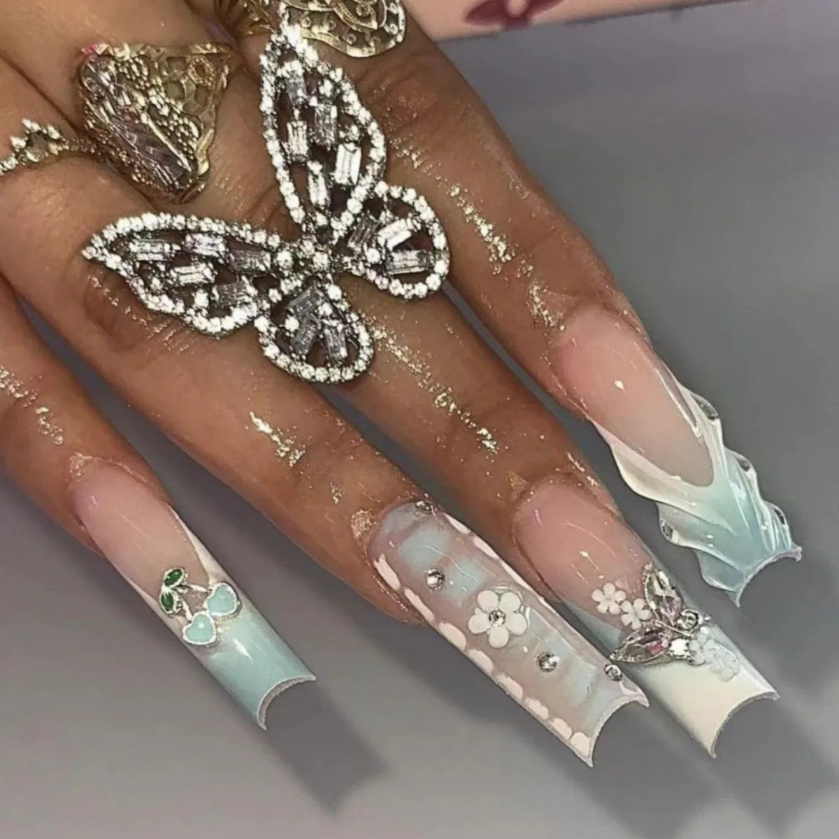 24pcs Flower Press on Nails Art Lines French Tips Long Square Fake Nails with Rhinestone Design False Nail Sets Coffin Manicure